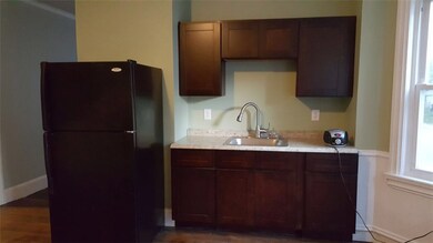 36 Vandewater St, Providence, RI 02908 - photo 4