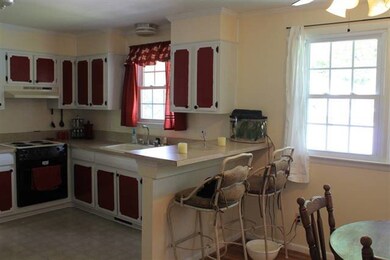 1007 Sioux Dr, Jacksonville, NC 28540 - photo 6