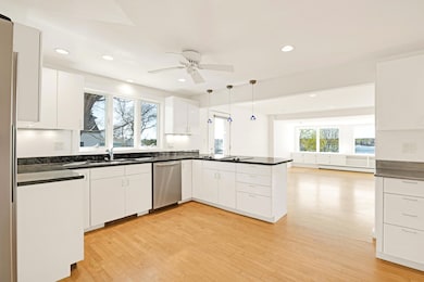 10 Island Ave, Kittery, ME 03904 - photo 4