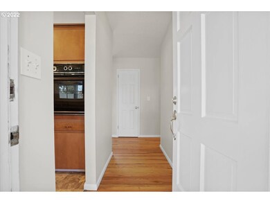 12880 SW Glenhaven St, Portland, OR 97225 - photo 6