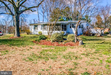 1502 Flanders Ln unit TRLR K, Harwood, MD 20776 - photo 2