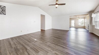 10224 Lothbury Cir, Fishers, IN 46037 - photo 5