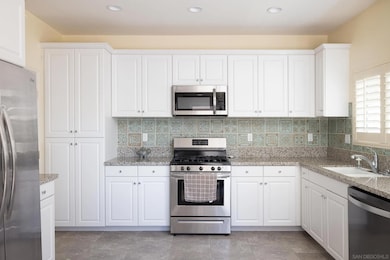 211 Spotted Saddle Way, Fallbrook, CA 92028 - photo 5