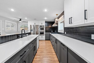 15703 Meadow Village Dr, Houston, TX 77095 - photo 4