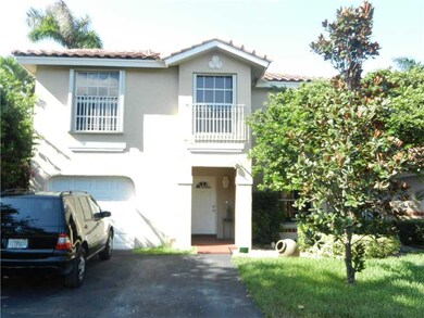 1281 Seagrape Cir, Weston, FL 33326 - photo 2