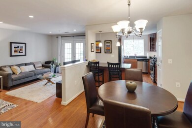 4061 S Four Mile Run Dr unit 404, Arlington, VA 22204 - photo 4