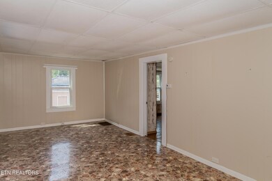1915 Mccroskey Ave, Knoxville, TN 37917 - photo 7