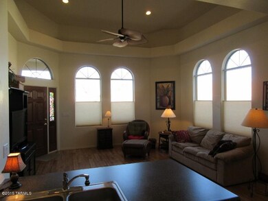 Windows, tray ceiling, ledges
