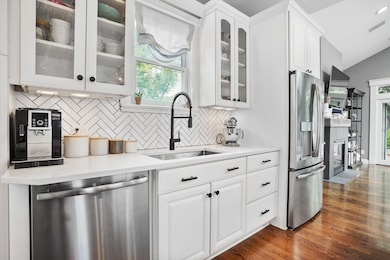 738 S 6th St, Columbus, OH 43206 - photo 3