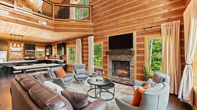 02-Living Room