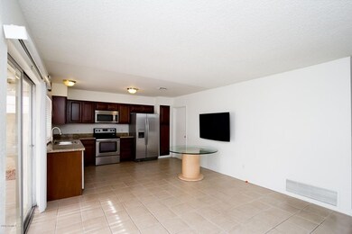 1607 E Westwind Wy AZ-8
