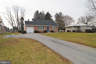 3214 Stoudts Ferry Bridge Rd, Reading, PA 19605 - photo 3