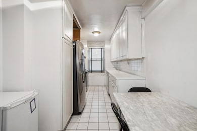 40 E 84th St unit 4 A, New York, NY 10028 - photo 6