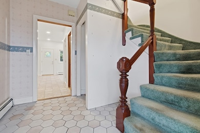 8 Hancock St, Melrose, MA 02176 - photo 5