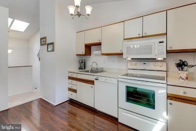 9616 Sea Shadow, Columbia, MD 21046 - photo 7