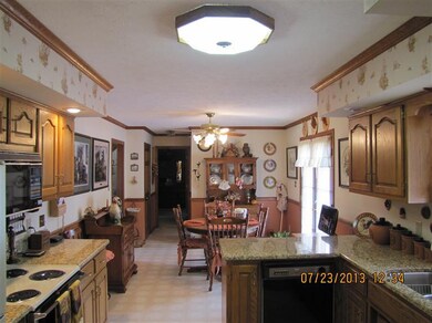 733 Winterhaven Ln, Frankfort, KY 40601 - photo 7