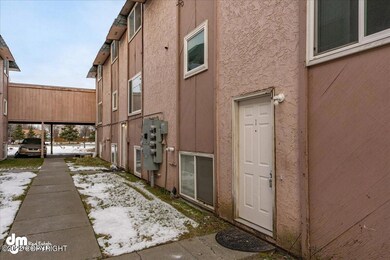 02-Exterior_MAX4412-Edit