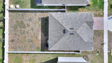 1217 Lexington Ln, Haines City, FL 33844 - photo 3