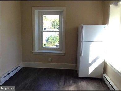 1219 2nd & 3rd floor S Bethlehem Pike, Ambler, PA 19002 - photo 6