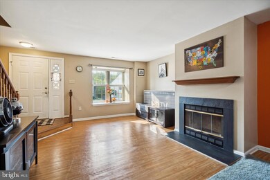 207 Oaktree Ct unit 207, Pottstown, PA 19464 - photo 5