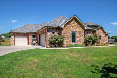 2324 E Rock Creek Rd, Tuttle, OK 73089 - photo 4
