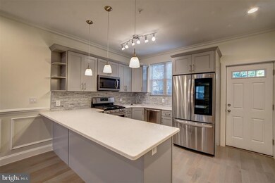 1404 S Taylor St, Philadelphia, PA 19146 - photo 7