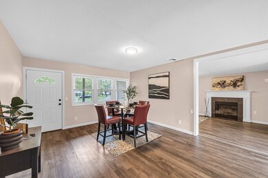 4 Weymouth Dr, Enfield, CT 06082 - photo 7