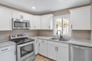 19259 Summers Dr, South Bend, IN 46637 - photo 6