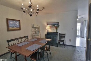 5220 Pennsylvania St, Whitehall, PA 18052 - photo 7