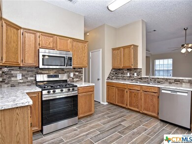 209 Eichelberger Dr, Copperas Cove, TX 76522 - photo 6