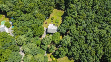 33 Pemigewasset Cir, Derry, NH 03038 - photo 2