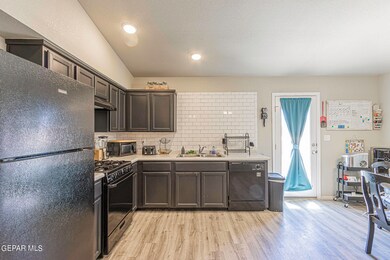 14260 Sabio, Horizon City, TX 79928 - photo 7