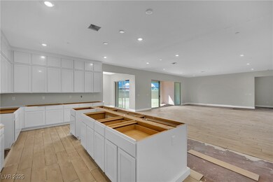 4835 Blushing Dawn Ave, Las Vegas, NV 89118 - photo 7