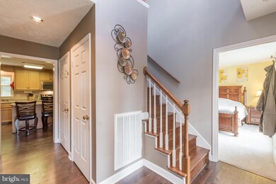 215 Southridge Dr, Berkeley Springs, WV 25411 - photo 4