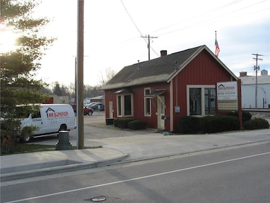 205 N Green St, Brownsburg, IN 46112 - photo 3