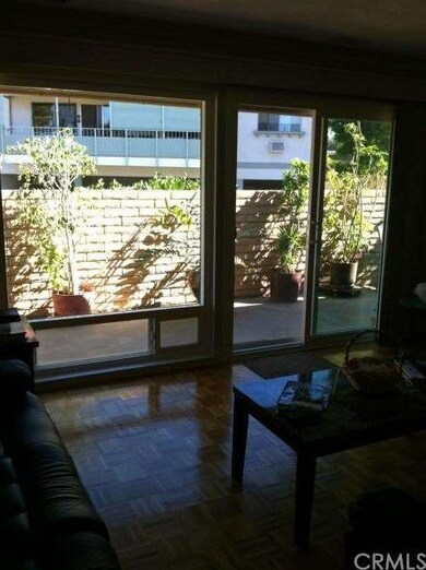 801 Ronda Mendoza unit Q, Laguna Woods, CA 92637 - photo 2