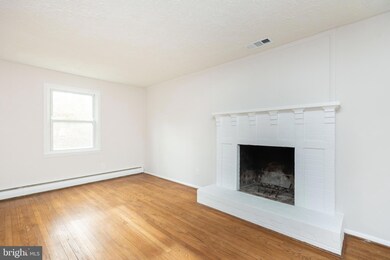 13 Greentree Dr, Phoenix, MD 21131 - photo 2