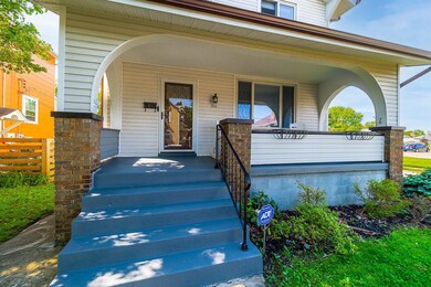 211 E Jenkins Ave-5