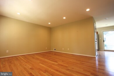 4106 Elizabeth St, Rockville, MD 20853 - photo 2