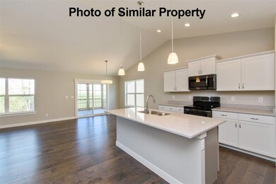 4188 Lakeview Dr SW, Cedar Rapids, IA 52404 - photo 5