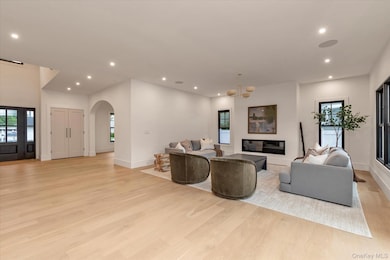 1497 Carroll St, Wantagh, NY 11793 - photo 3