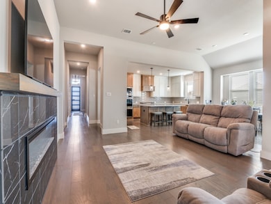 1855 Overcup Ct, Waxahachie, TX 75165 - photo 6