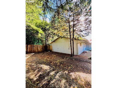 3314 Munsel Lake Rd, Florence, OR 97439 - photo 4