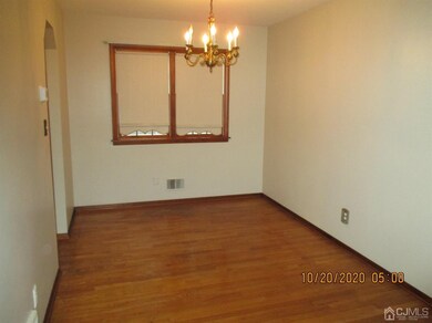 671 Franklin Dr, Perth Amboy, NJ 08861 - photo 6