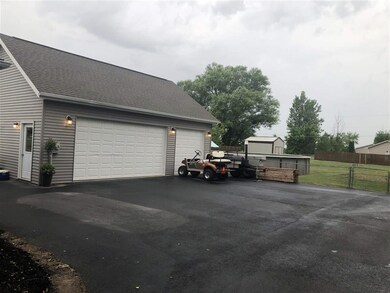 4107 Fahlsing Rd, Woodburn, IN 46797 - photo 2