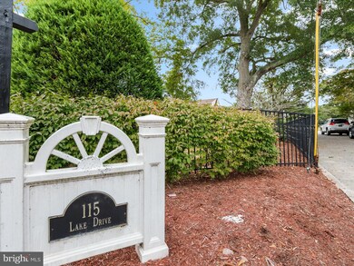 115 Lake Dr, Laurel, DE 19956 - photo 4