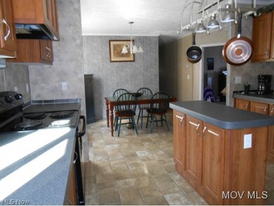 1228 Bull Run Rd, Waverly, WV 26184 - photo 7