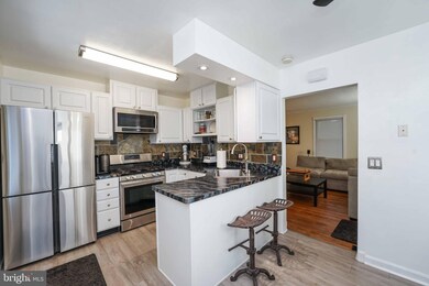 8707 Eddington Rd, Parkville, MD 21234 - photo 5