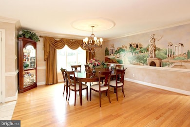 22218 Creekview Dr, Gaithersburg, MD 20882 - photo 7