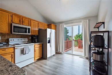 21631 S Main St, Spring Hill, KS 66083 - photo 7